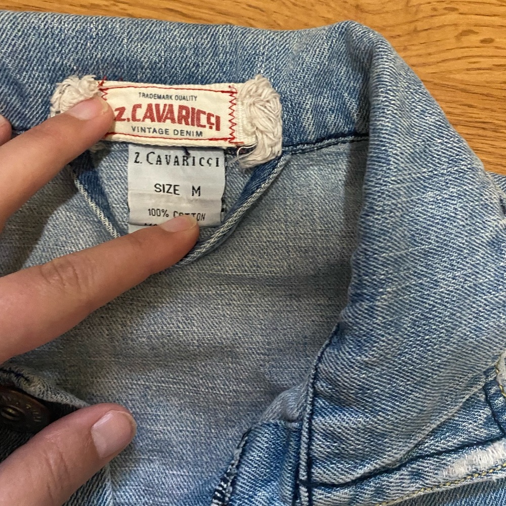 Cropped Jean Jacket - Picture 2 of 3